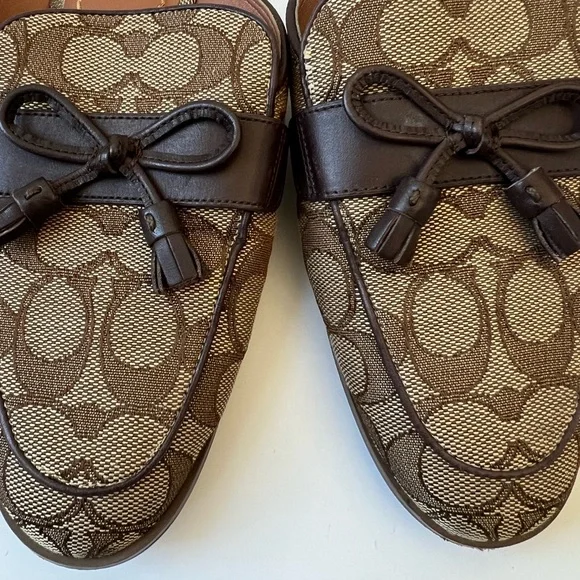 Coach women’s Stassi slides - Picture 6 of 8